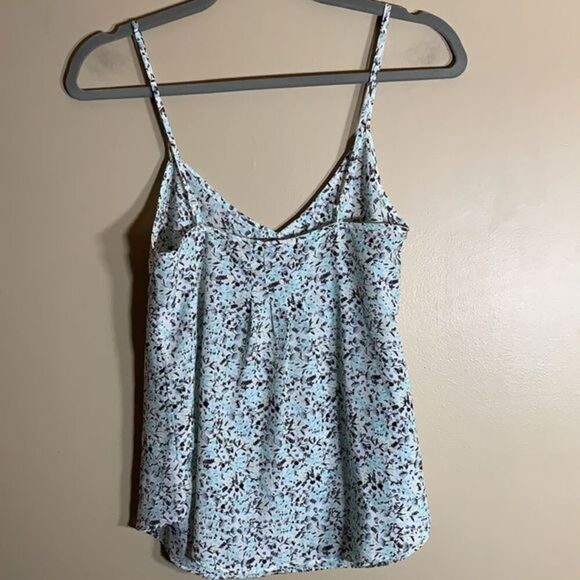 Talula Aritzia Blue & Black Floral Print Tank Top - Picture 2 of 5
